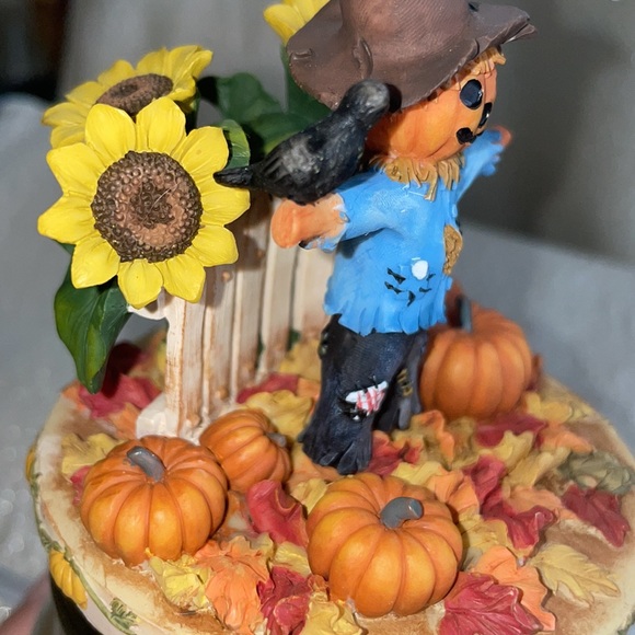 Scarecrow candle topper - Picture 14 of 15